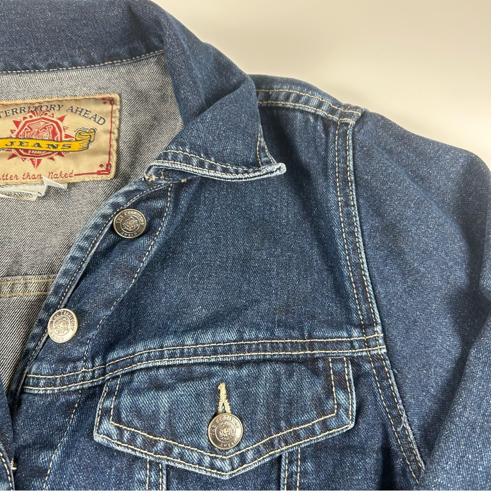 The Territory Ahead WMNS M Button Front Blue Denim Jacket VTG Trucker Style - Picture 3 of 7
